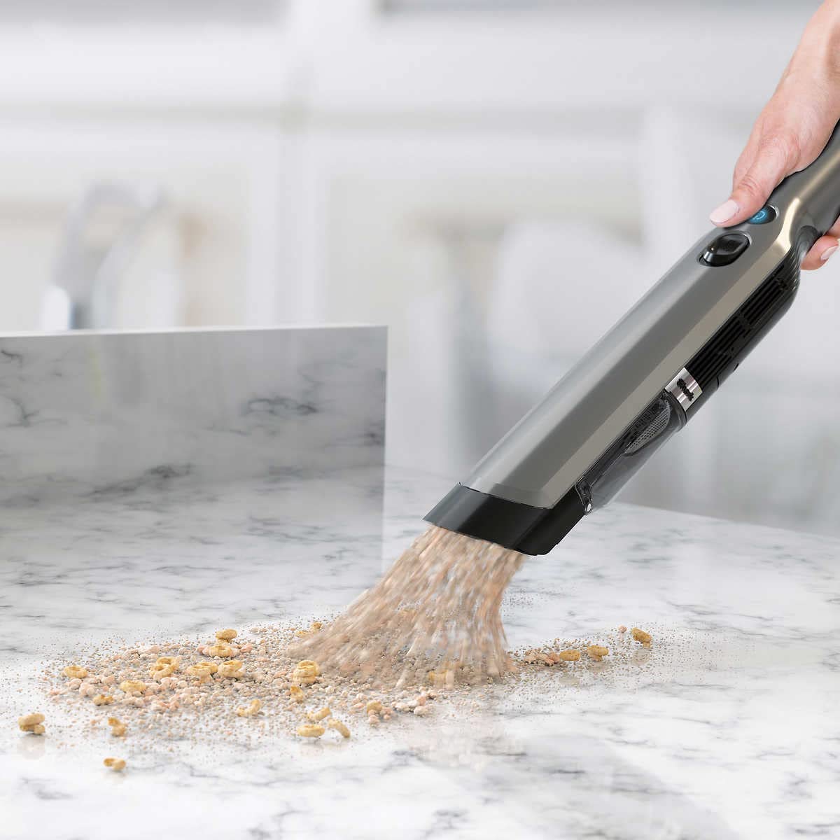 Lightweight Shark WV201CO Wandvac Cordless Handheld Vacuum with Powerful Suction and Pet Hair Tool (Renewed) - Review Image 4