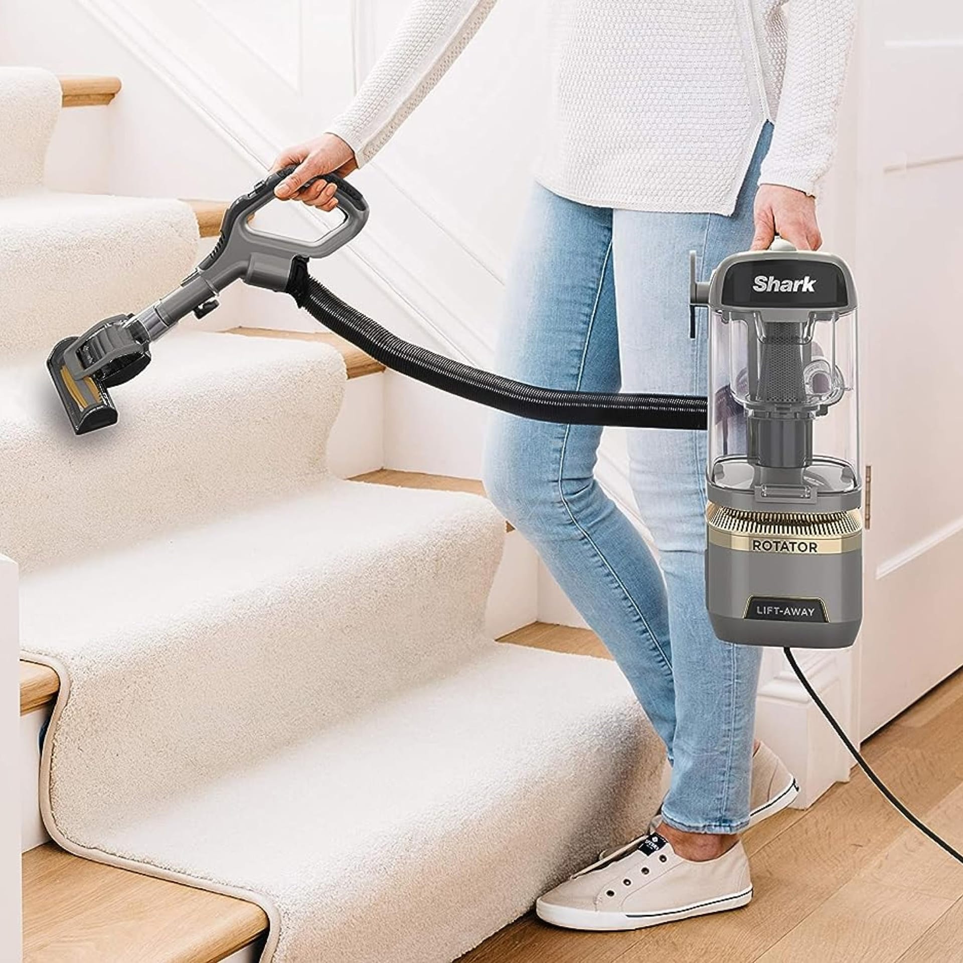 Lightweight Shark Rotator Vacuum with DuoClean PowerFins, Lift-Away Function, and HEPA Filter - Ideal for Pet Hair Removal - Review Image 2
