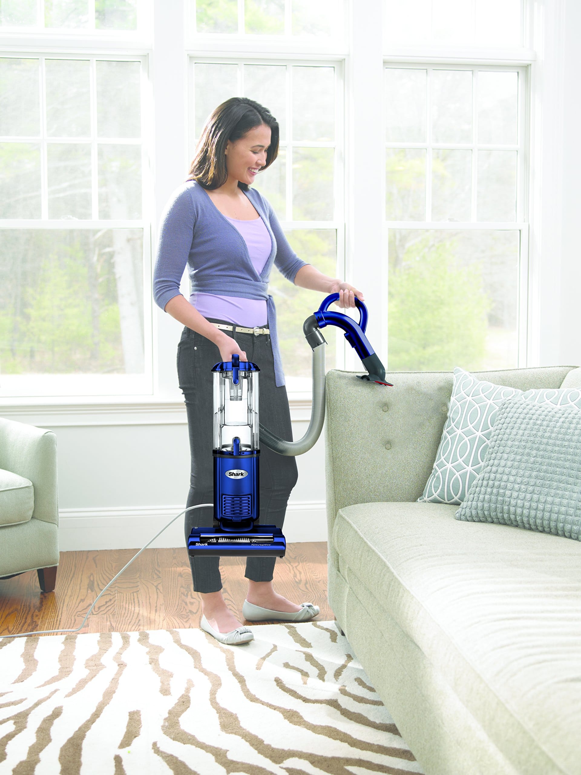 Shark NV105 Navigator Light Upright Vacuum Cleaner with Large Dust Cup Capacity, Duster Crevice Tool & Upholstery Tool for Multi-Surface Cleaning - Blue - Review Image 3